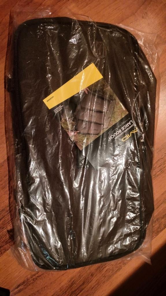 Karpertas Avid large pouch NIEUW, Ophalen of Verzenden, Nieuw, Overige typen