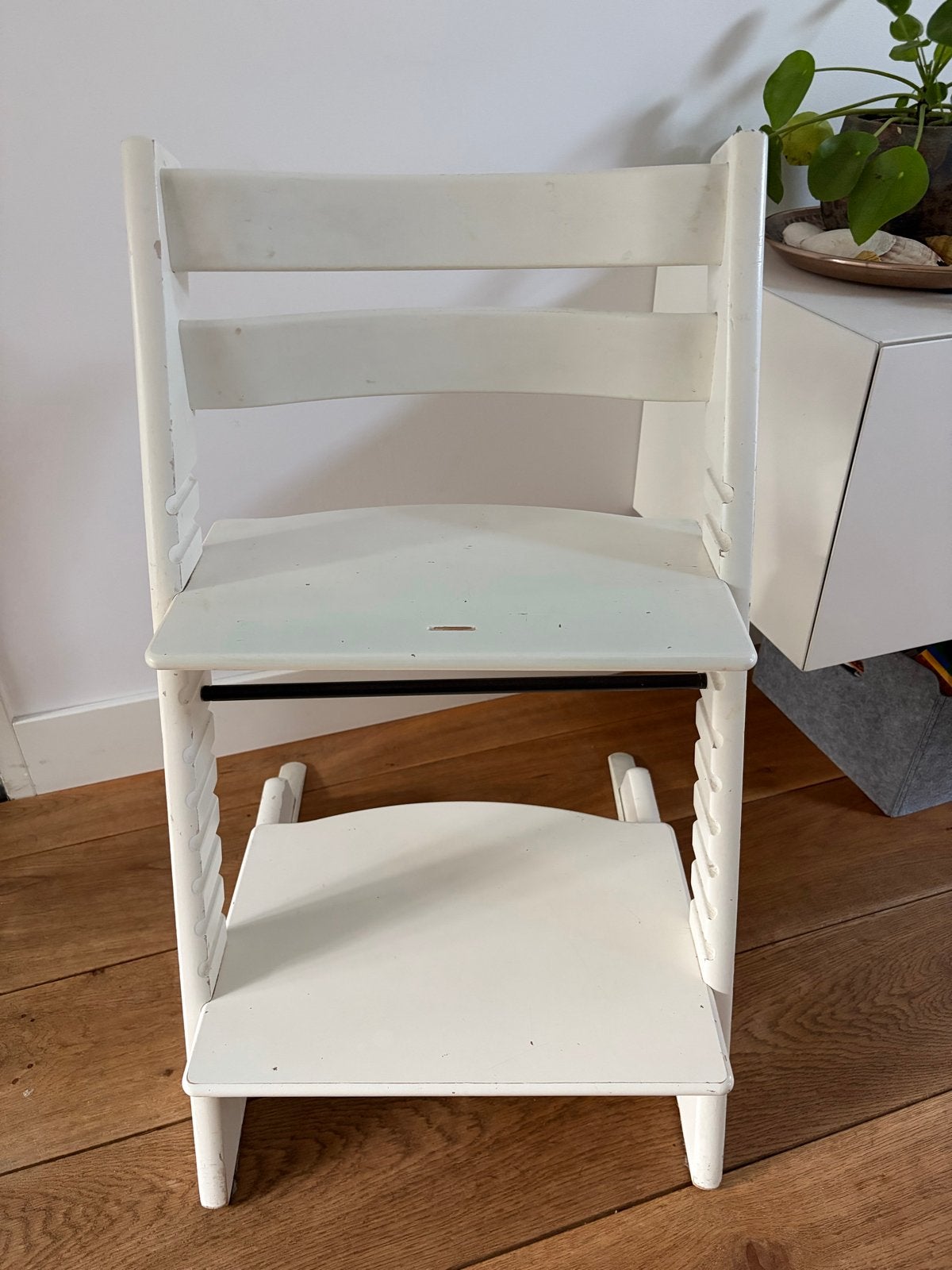 Stokke Tripp Trapp kinderstoel wit, Ophalen of Verzenden, Gebruikt, Meegroeistoel, Aanschuifbaar