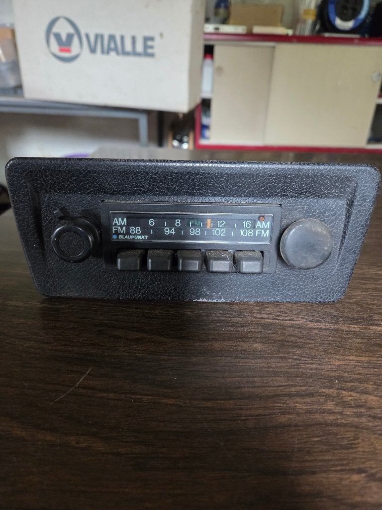 Blaupunkt Autoradio 1979 met 8-track speler en 15 banden, Ophalen, Gebruikt