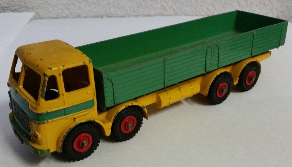D017 - Dinky Toys - Leyland Octopus No 934, Hobby en Vrije tijd, Ophalen of Verzenden, Zo goed als nieuw, Bus of Vrachtwagen, Dinky Toys