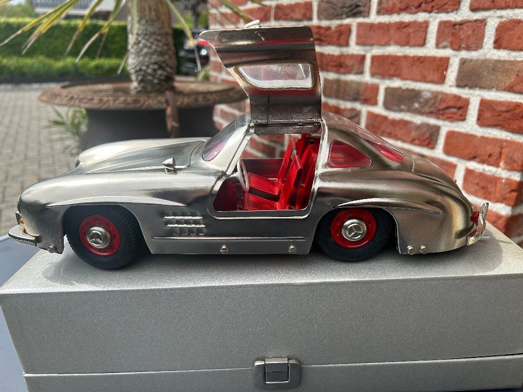 Marklin 1952 Mercedes 300SL Gullwing, Metall, Museum 1993, Ophalen of Verzenden, Zo goed als nieuw, Auto, Overige merken