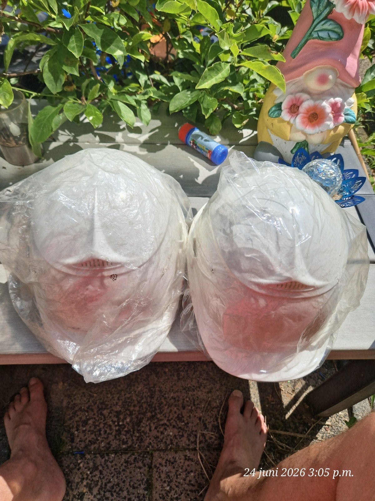 2x Nieuwe Witte Bouwhelmen - Nooit Gebruikt samen € 15, Ophalen of Verzenden, Nieuw