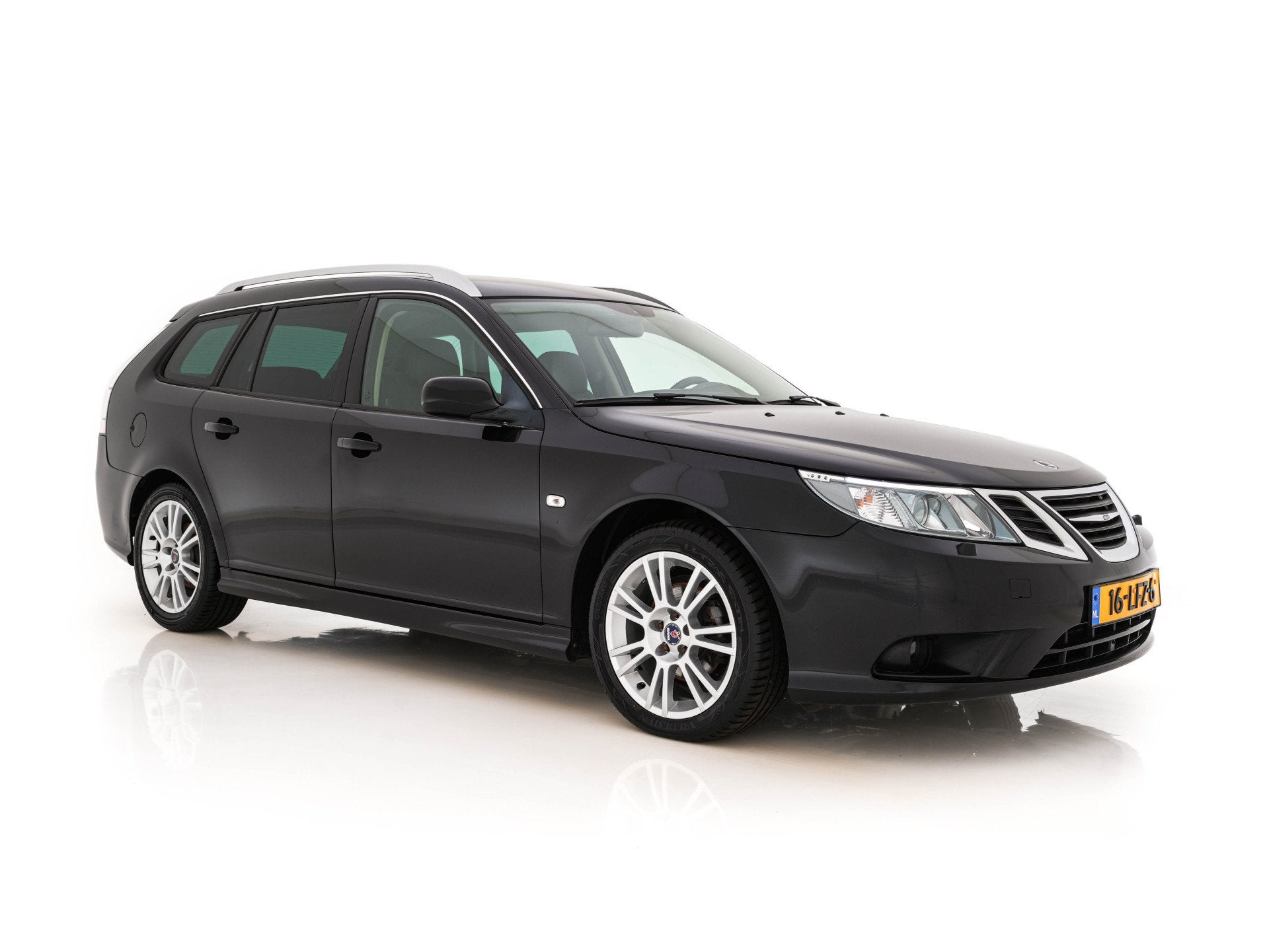 Saab 9-3 Sport Estate 1.8t Vector Aut. *LEATHER-FABRIC | XEN, Auto's, 1998 cc, Gebruikt, Zwart, 4 cilinders