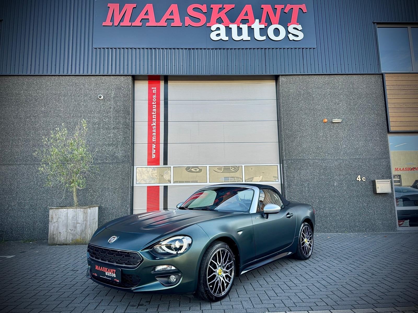 Fiat 124 1.4 MultiAir Turbo / Lusso / Matt pine green / Raga, Auto's, Fiat, 1025 kg, Gebruikt, Overige modellen, 4 cilinders