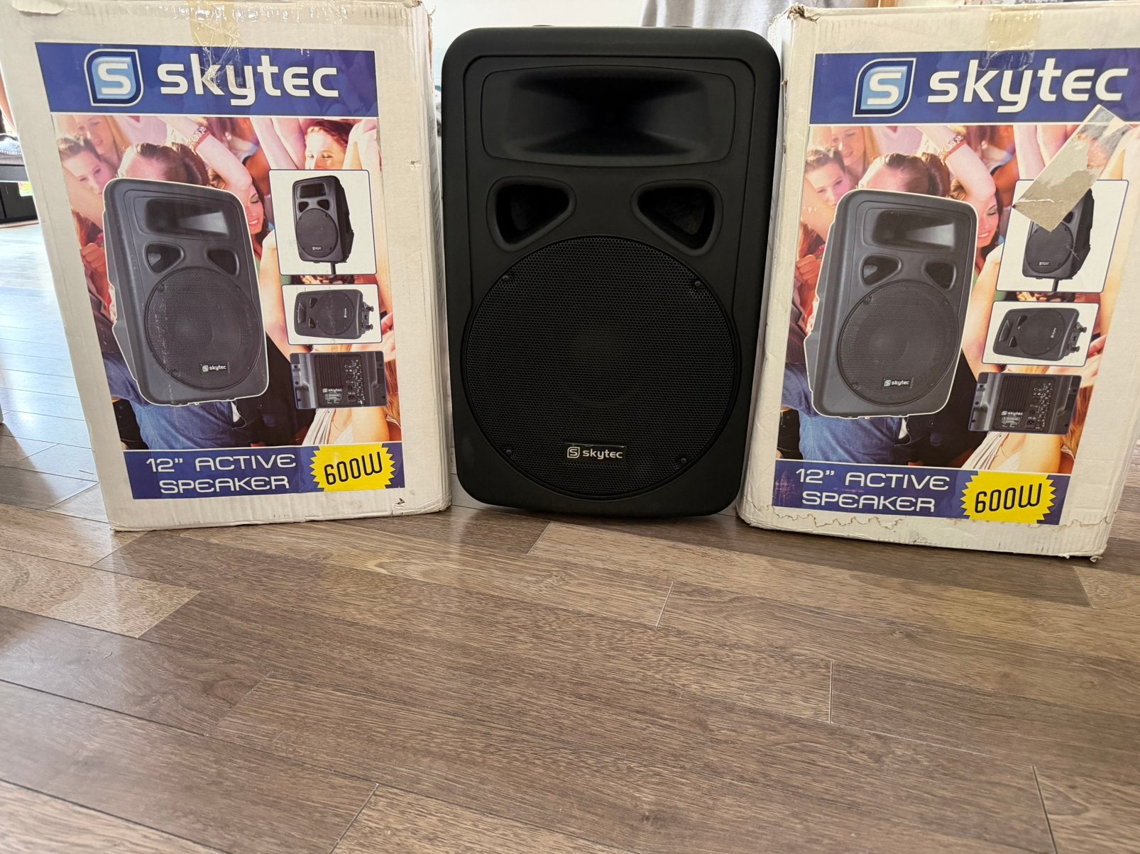 2x SkyTec SP1200A 12” Actieve PA Speakers – 600W – ZGAN, Audio, Tv en Foto, Luidsprekers, Ophalen, Zo goed als nieuw, Overige merken