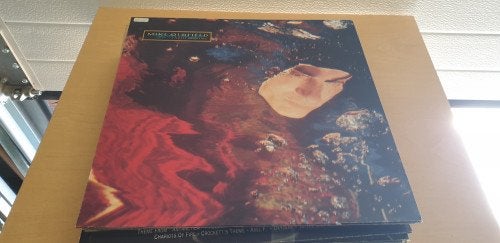 Lp mike oldfield earth moving, Ophalen of Verzenden