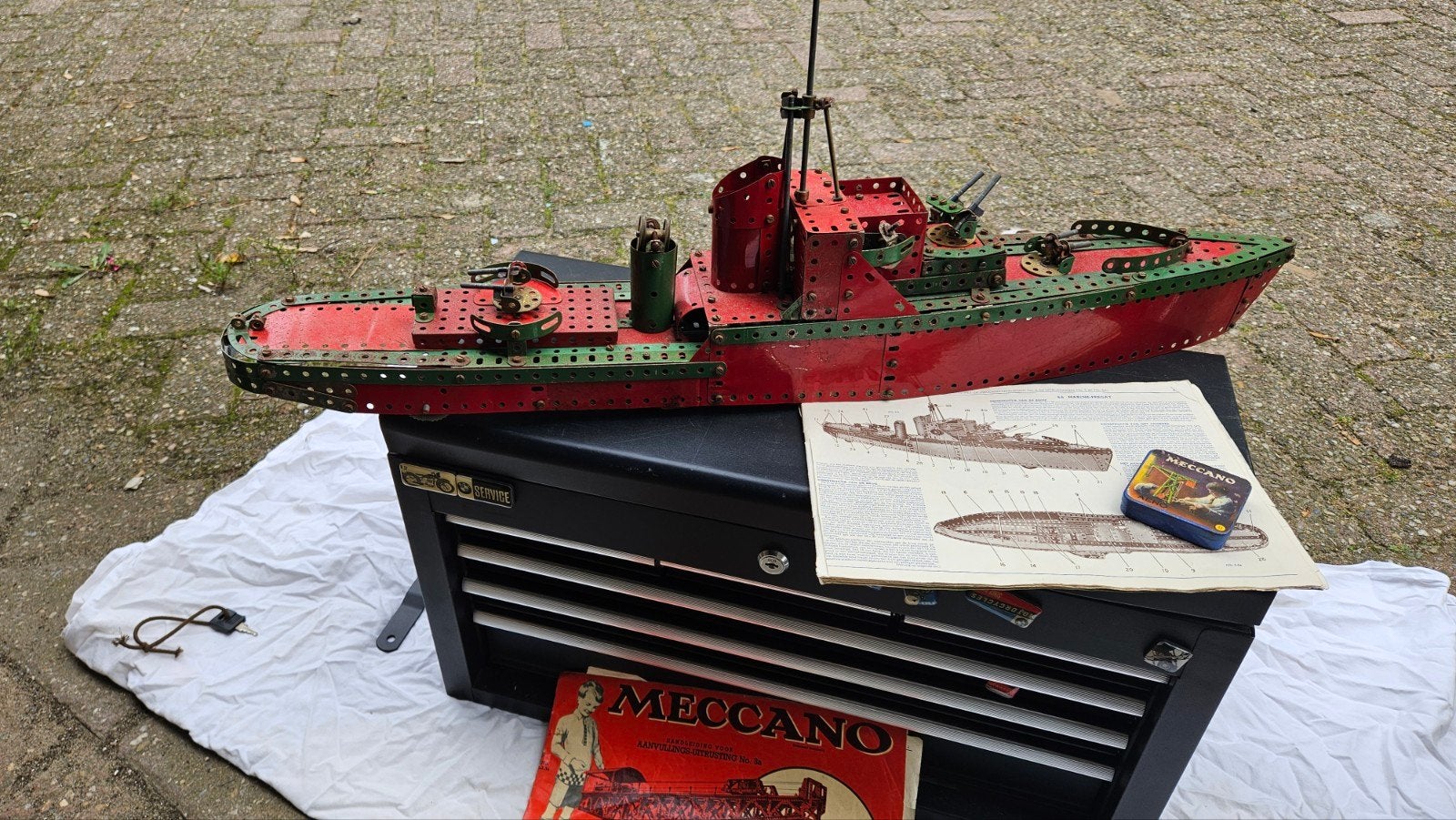 Grote verzameling Meccano onderdelen en modellen, Ophalen