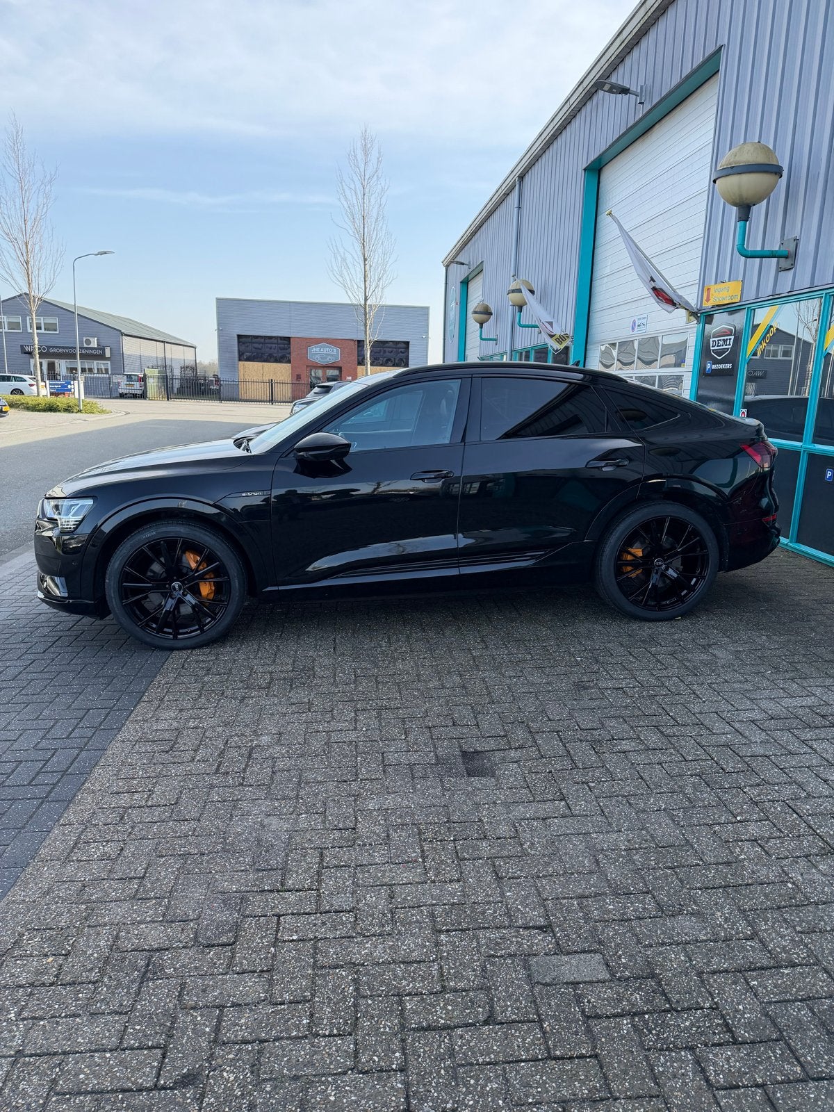 Audi e-tron 55 Sportback Quattro 408pk 2020 Zwart, Auto's, Audi, Automaat, 131 €/maand, 1800 kg, 95 pk