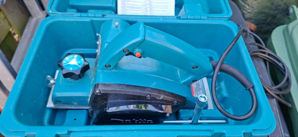 Makita 1902K elektrische schaafmachine in koffer, Ophalen of Verzenden, Gebruikt