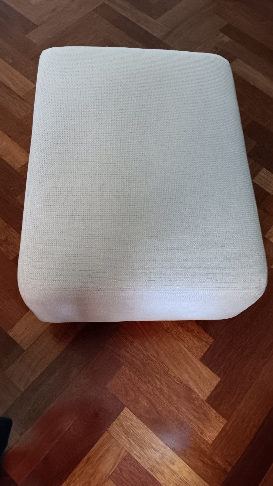 Montel Voetenbank Crème 80x60 cm - Zo goed als nieuw, Ophalen, Strak, 50 tot 75 cm, Zo goed als nieuw