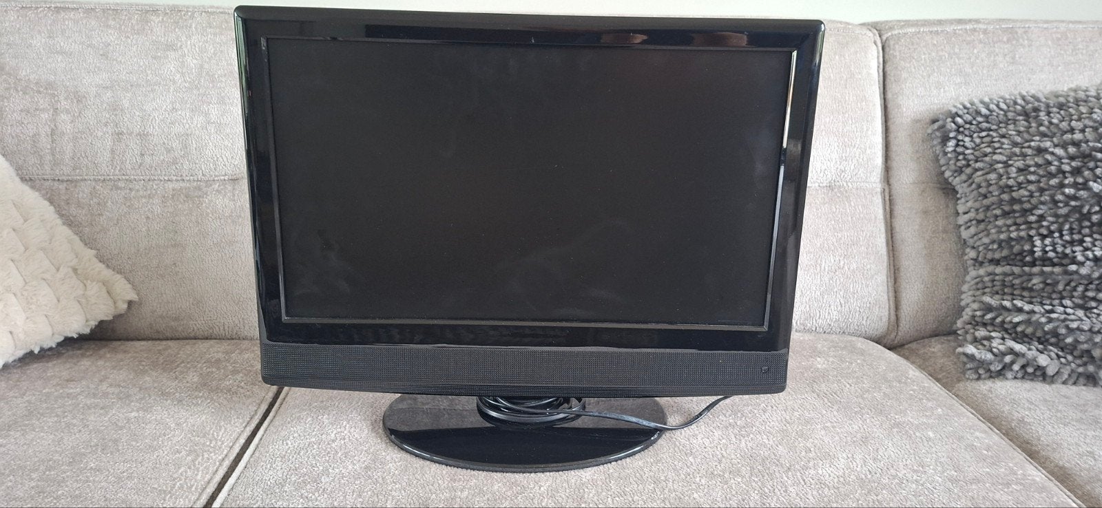 Q.MEDIA QL-2216 21.6" LCD TV met ingebouwde dvd speler- Comp, Overige merken, Gebruikt, 50 Hz, Ophalen of Verzenden