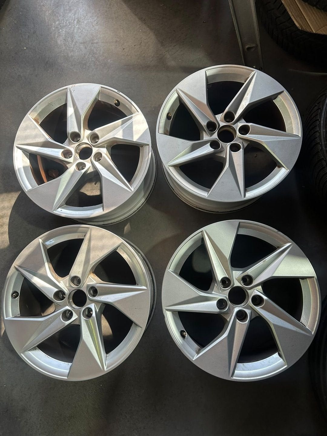 Originele 17 inch Audi A3 S3 8Y 8V TT A4 S4 B6 B7 velgen, Auto-onderdelen, Banden en Velgen, Gebruikt, Velg(en), -, -