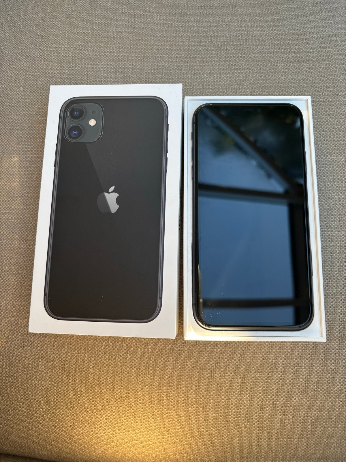 iPhone 11 zgan onbeschadigd €75 zie omschrijving., Telecommunicatie, Ophalen, Zwart, IPhone 11, Zo goed als nieuw