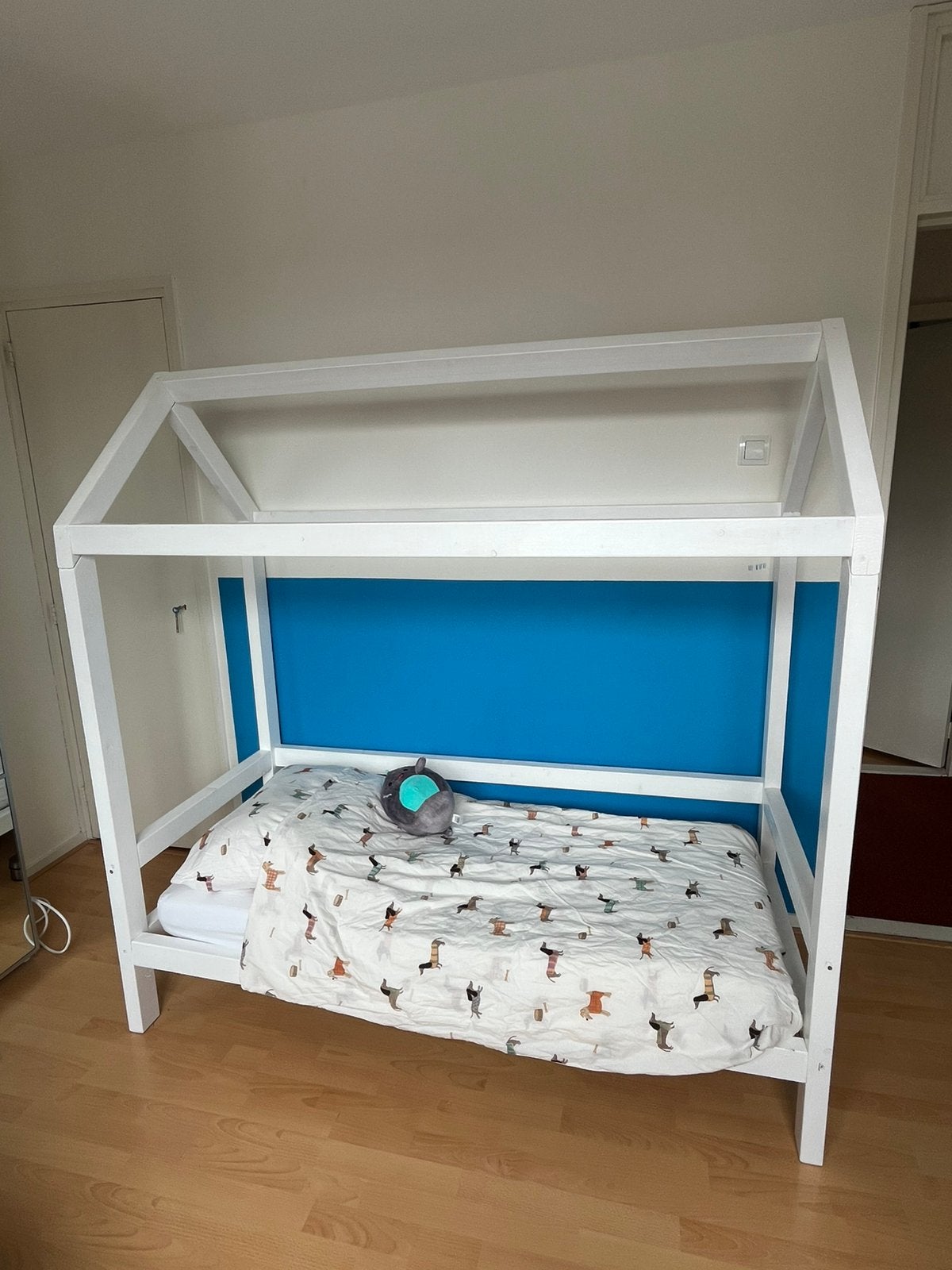 Leuk huisjes bed kinder bed 170x80 incl net matras, Ophalen, Zo goed als nieuw, Hoogslaper