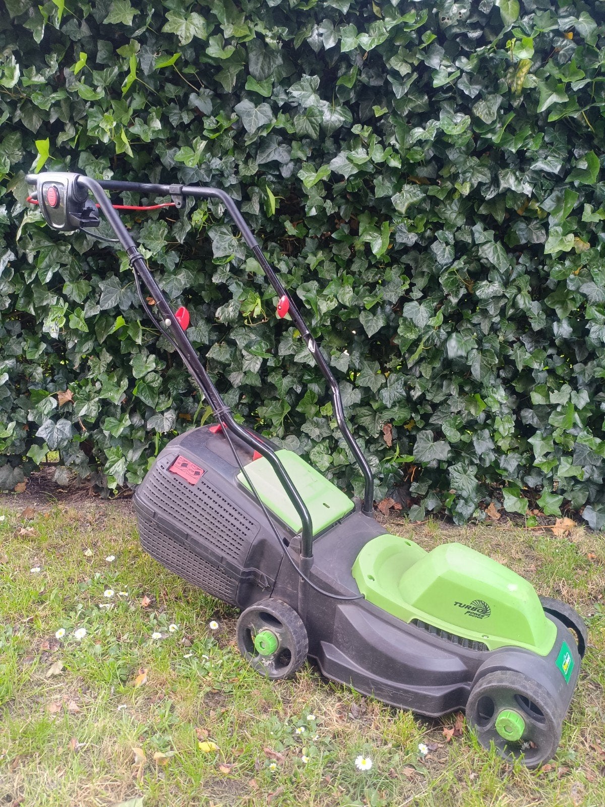 Florabest FRM1200D3 Elektrische Grasmaaier met Opvangbak, Tuin en Terras, Grasmaaiers, Ophalen, Cirkelmaaier, Gebruikt, Opvangbak