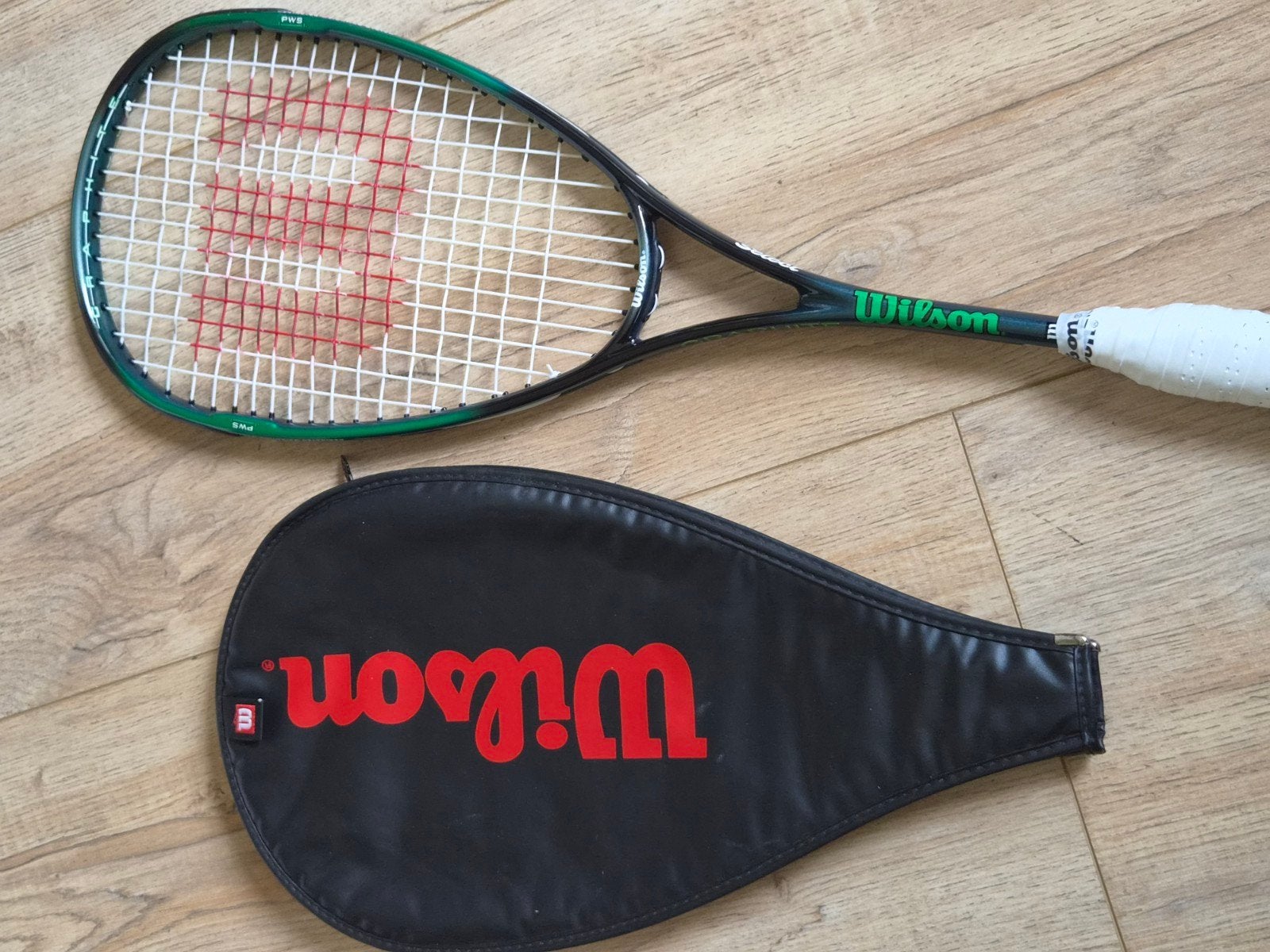 Wilson Graphite Select Squashracket met hoes, Sport en Fitness, Ophalen of Verzenden, Gebruikt, Racket, Met hoes