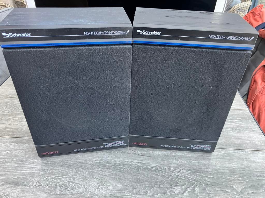 Scheider muziek boxen ., Ophalen