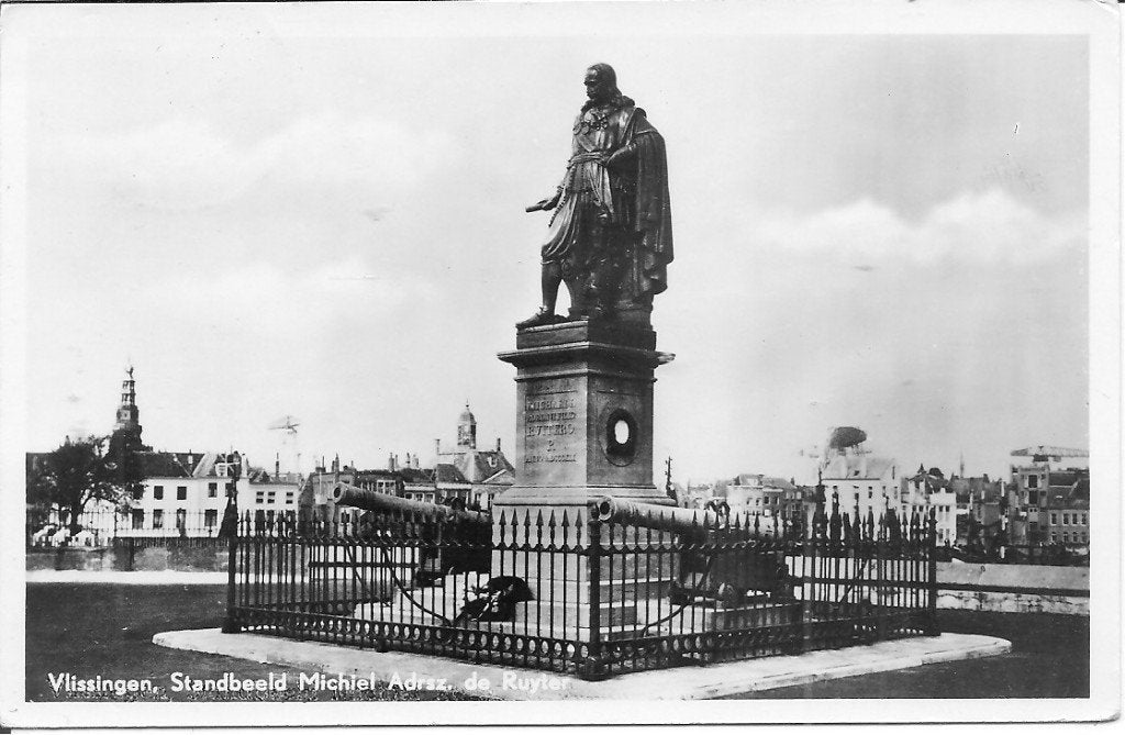 Vlissingen, Standbeeld Michiel Adr. de Ruyter, Ophalen of Verzenden, 1940 tot 1960, Gelopen, Zeeland