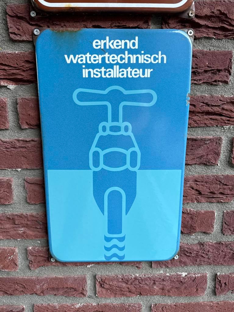 Emaille bord erkend watertechnisch installateur, Ophalen of Verzenden