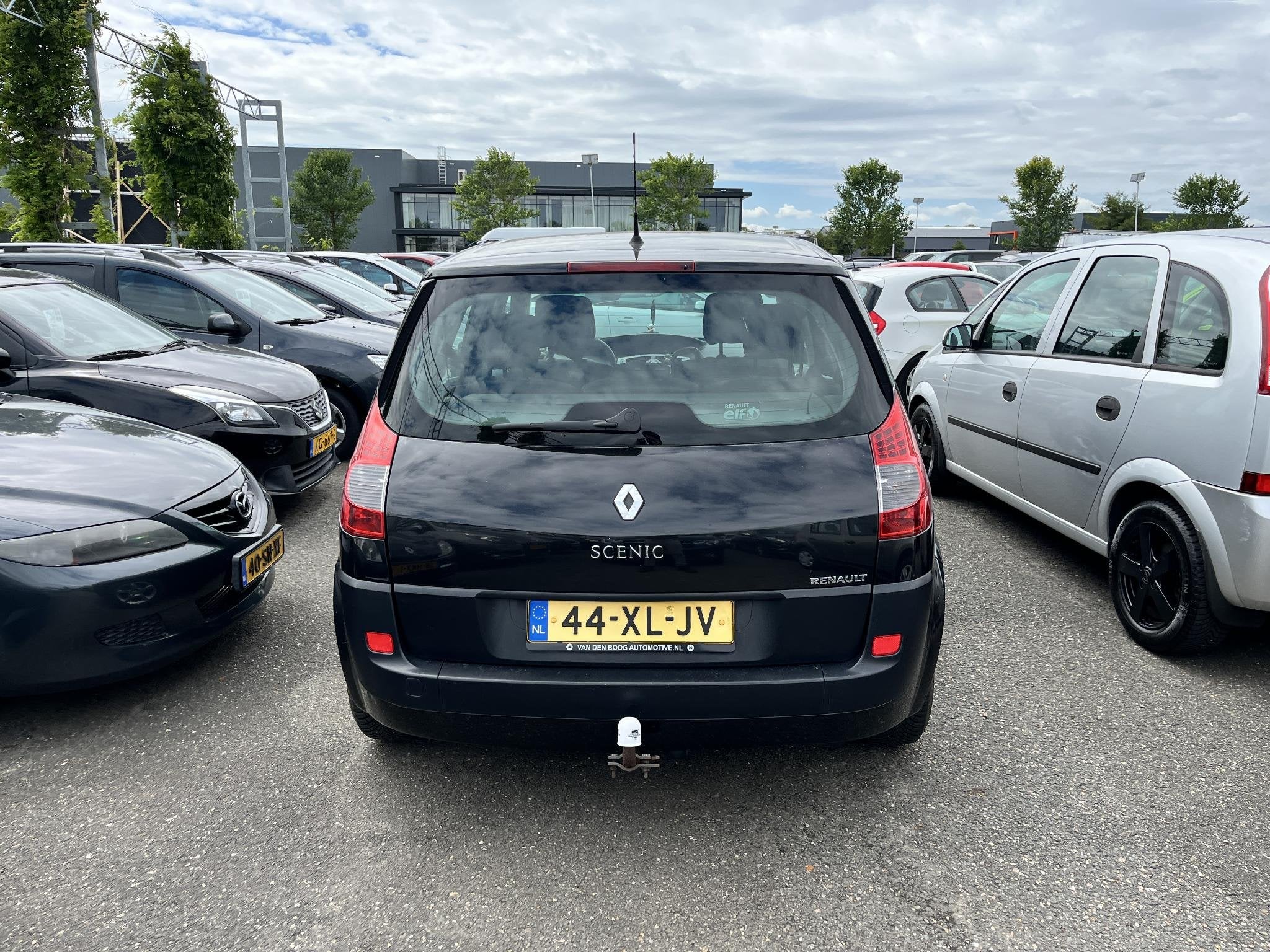 Renault Scénic 1.6-16V Business Line Clima, cruise, trekhaa, 1295 kg, 4 cilinders, Zwart, 1598 cc