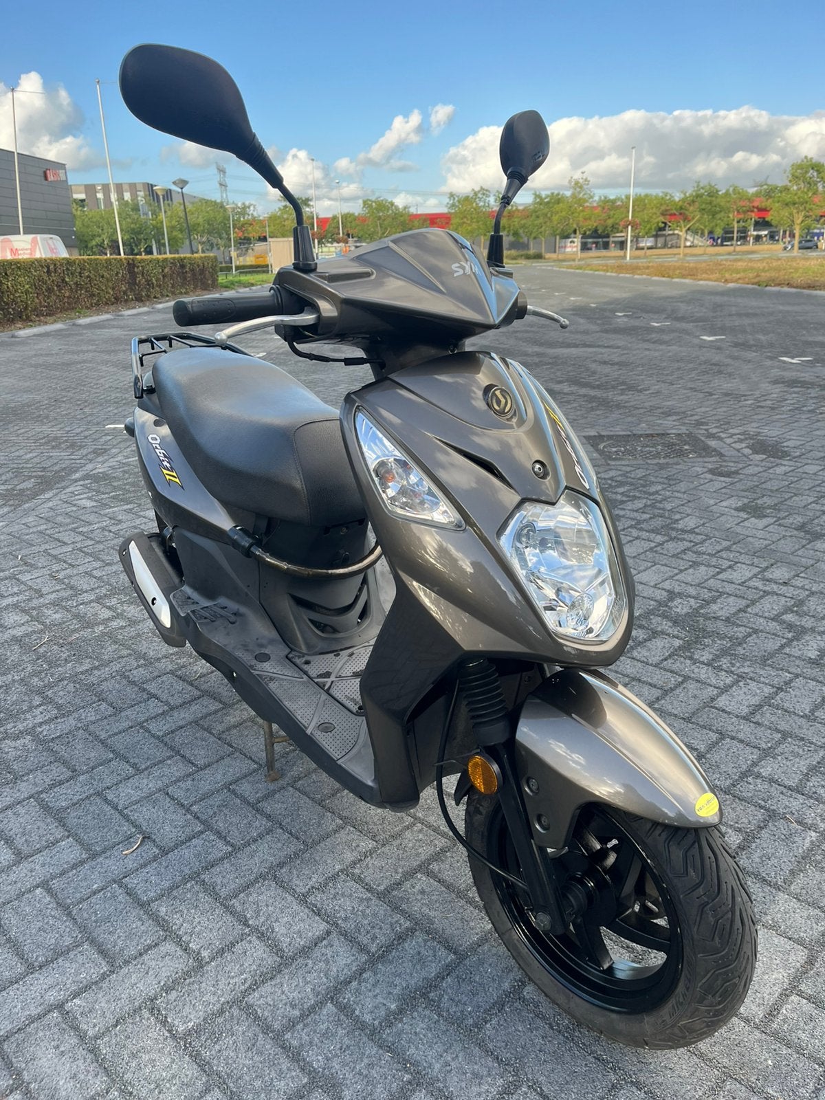 Sym orbit 2 4275km Utrecht * Nieuwe Banden + onderhoud*, Fietsen en Brommers, Ophalen, Maximaal 45 km/u, Zo goed als nieuw, Benzine