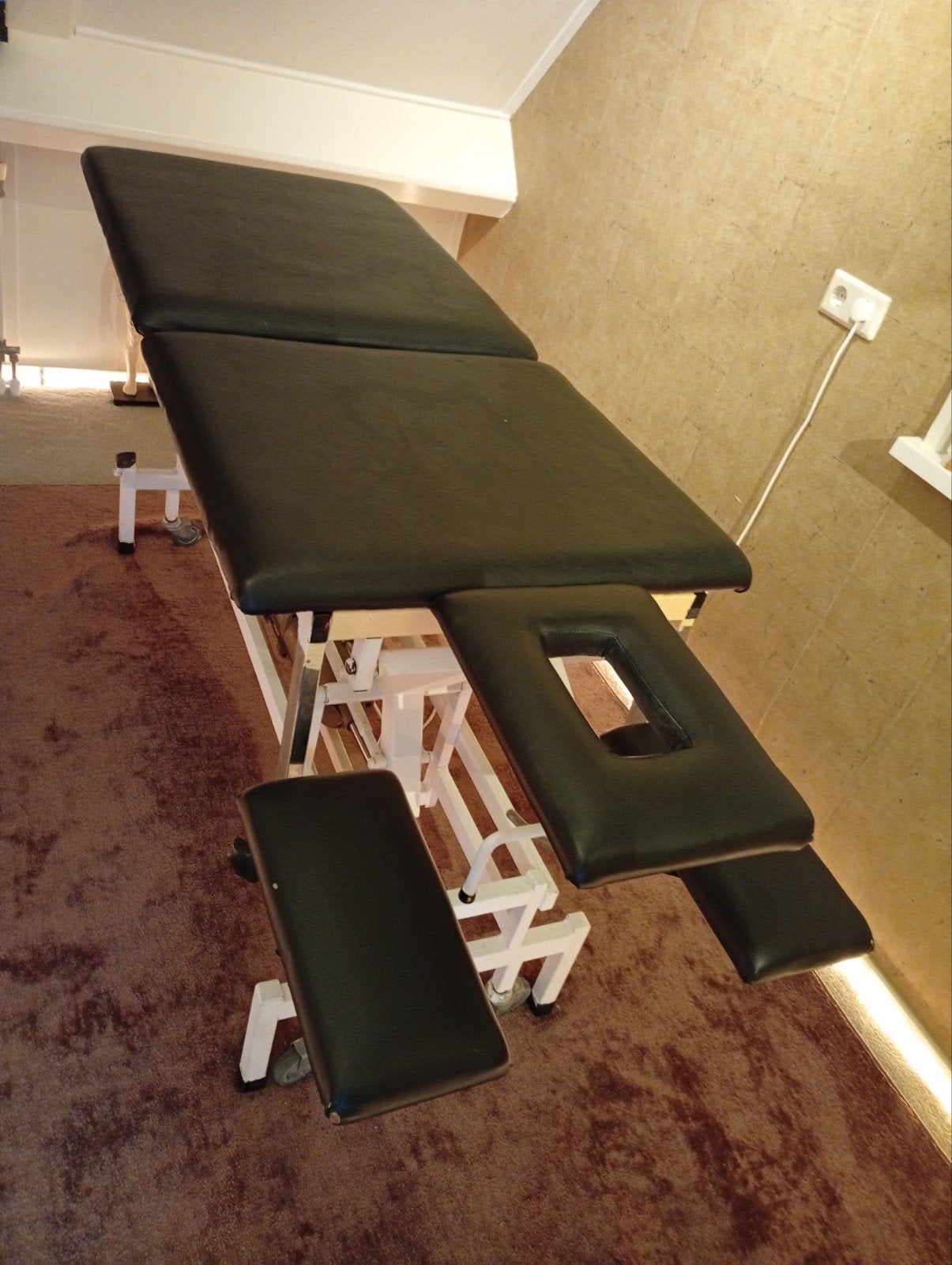 Massage tafel, electrisch.N, Diensten en Vakmensen