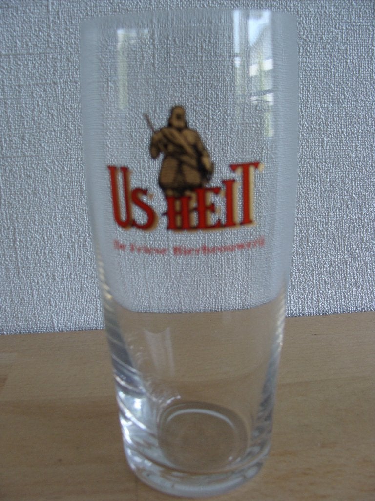 Bierglas Us Heit De Friese Bierbrouwerij - 1 glas aanwezig, Ophalen of Verzenden, Zo goed als nieuw, Glas of Glazen, Overige merken