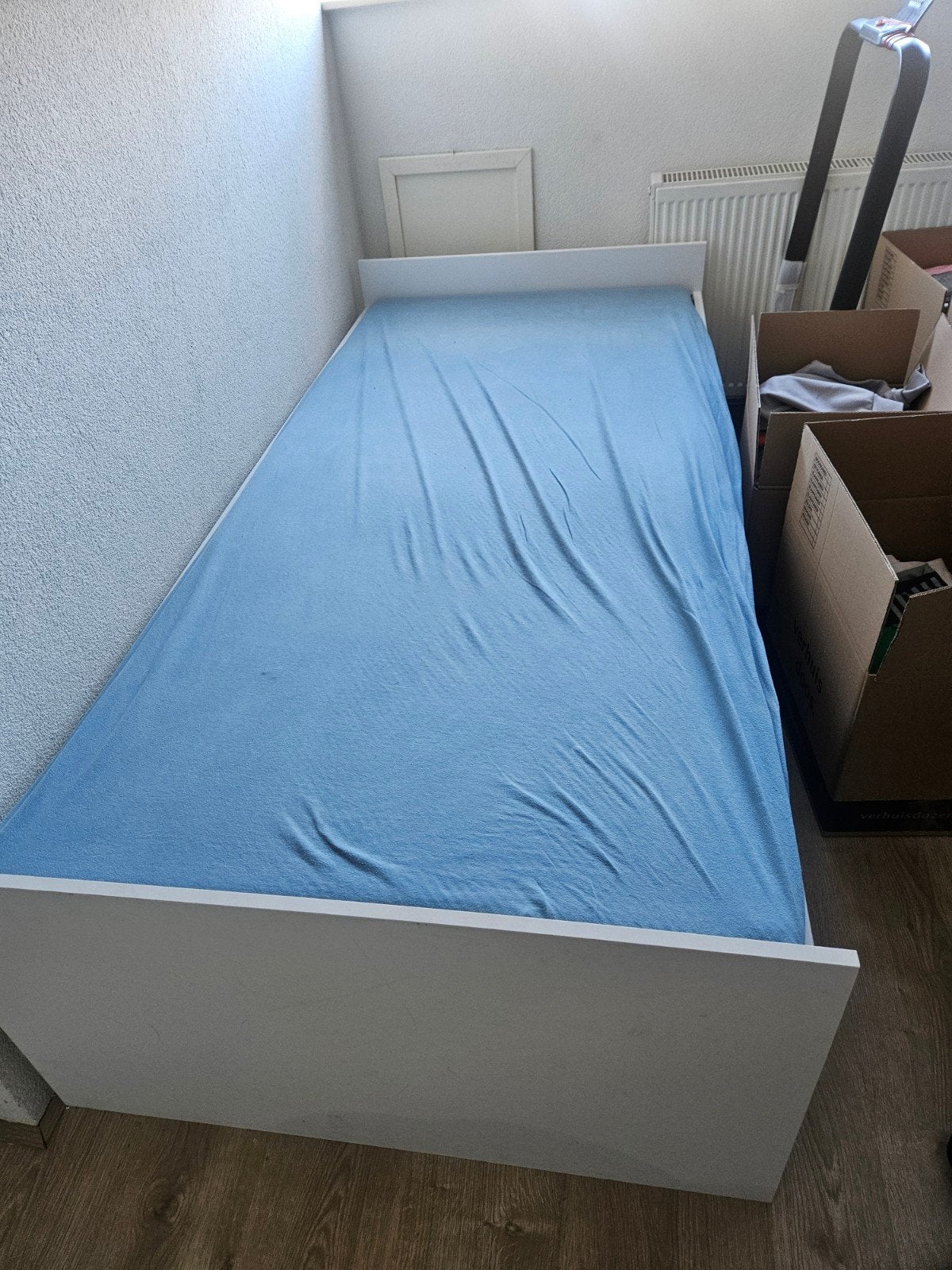 Eenpersoonsbed 90x200 cm - Wit, Huis en Inrichting, Slaapkamer | Bedden, Ophalen, Gebruikt, 90 cm, Eenpersoons