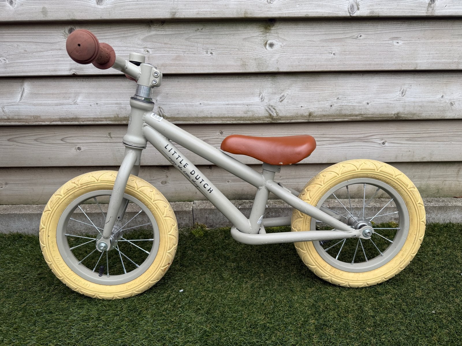 Little Dutch loopfiets - gebruikt, Fietsen en Brommers, Ophalen, Zo goed als nieuw, Minder dan 16 inch