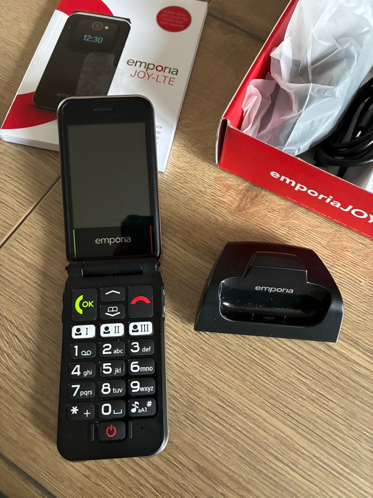 Emporia JOY-LTE senioren telefoon 6 dgn gebruikt, Blauw, Fysiek toetsenbord, Inklapmodel, Ophalen of Verzenden