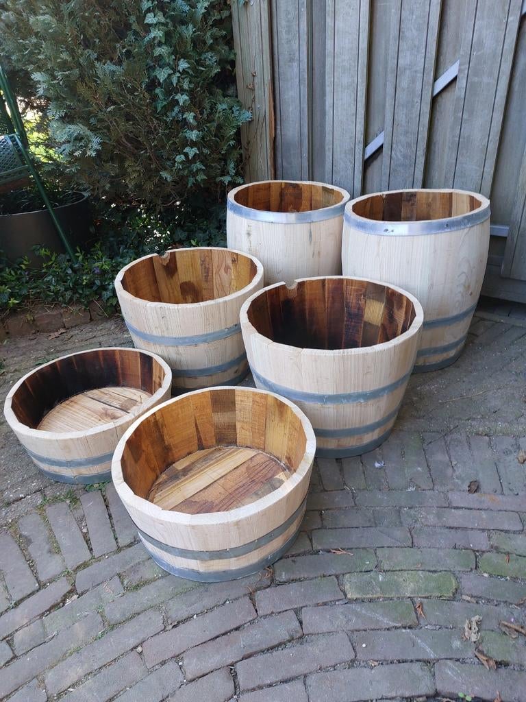 Mooie bloembakken, Ophalen, Rond, Nieuw, 60 tot 100 cm