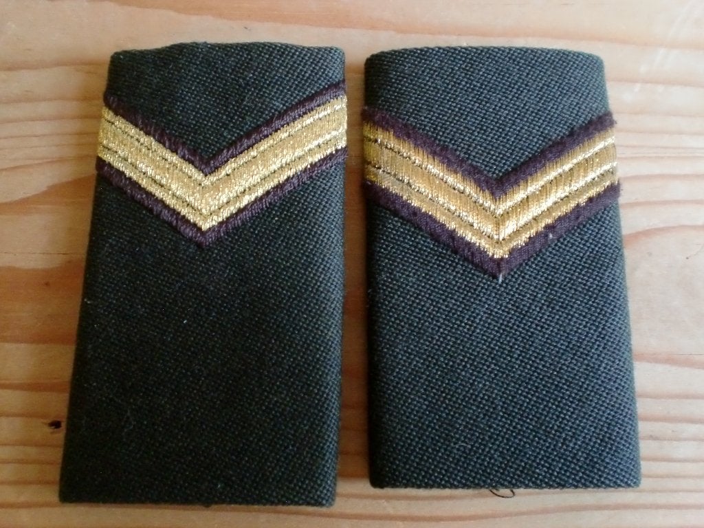 Epauletten sergeant, Ophalen of Verzenden, Landmacht, Nederland, Embleem of Badge