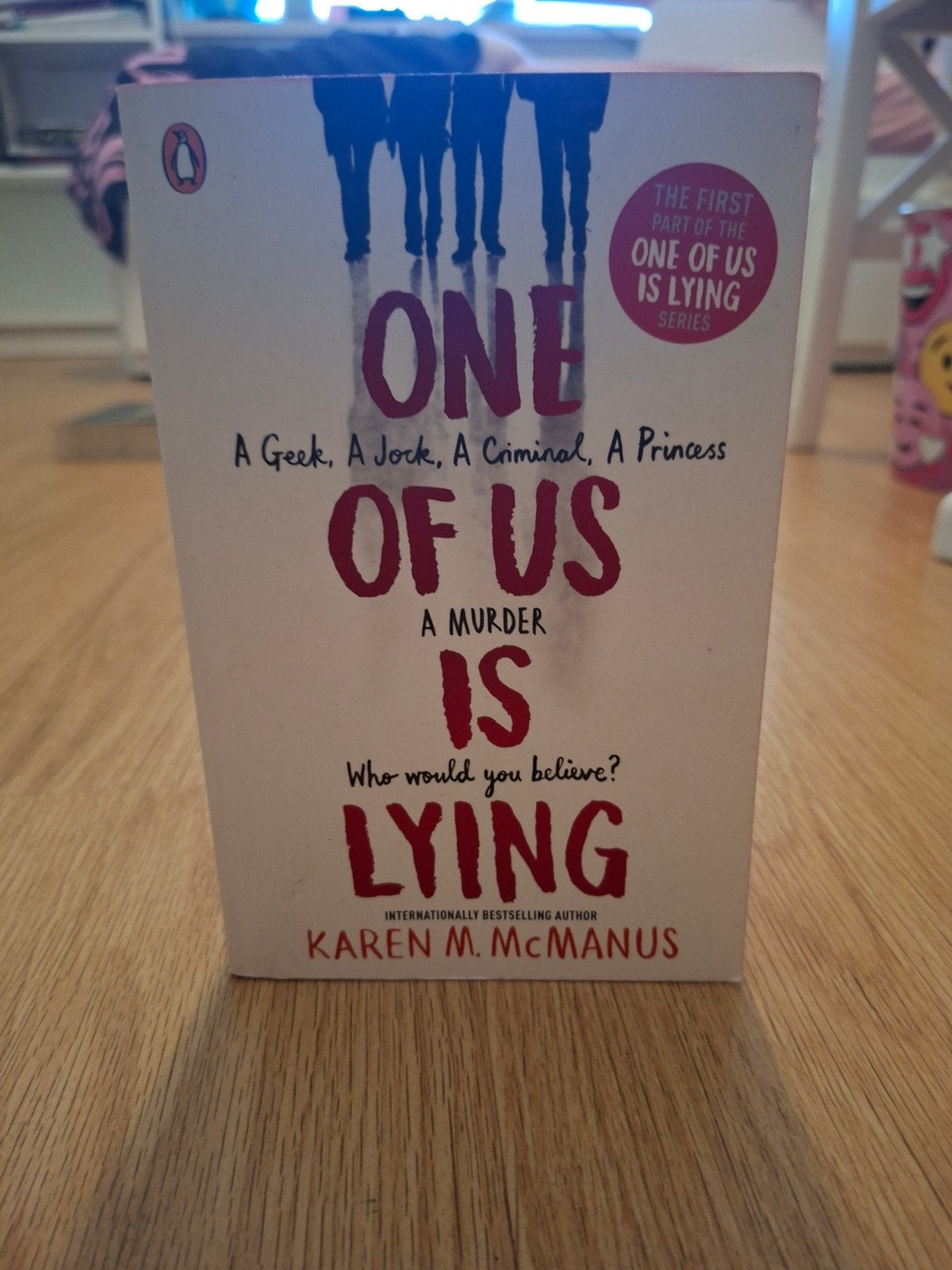 One Of Us Is Lying boek paperback in het Engels, Ophalen of Verzenden, Gelezen, Karen M. McManus