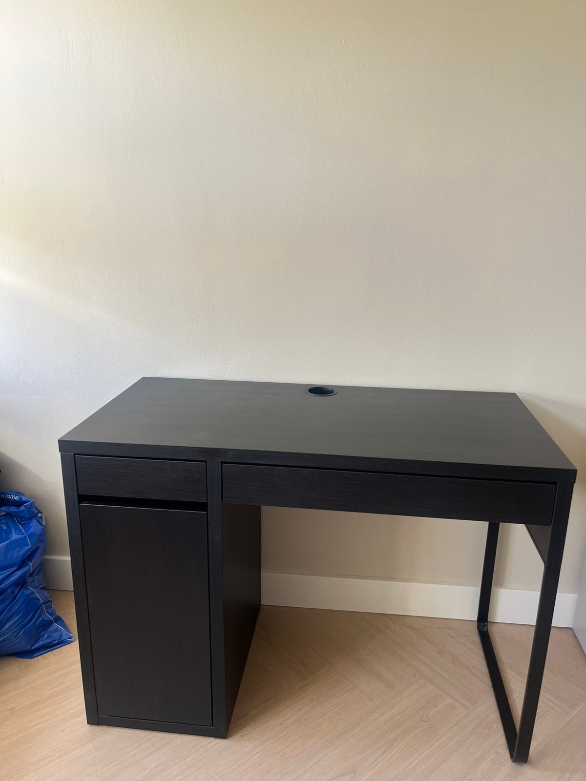 Ikea micke bureau 105x50cm, Huis en Inrichting, Ophalen, Zwart, Gebruikt, Schoolbureau