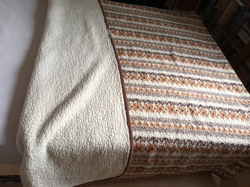 Zeer grote merino wollen deken dekbed bloemen 232-205cm, Gebruikt, Wit, Tweepersoons, Ophalen of Verzenden