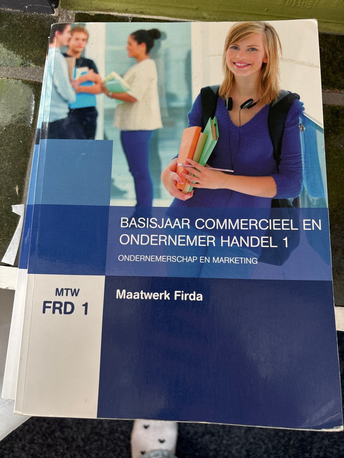 Basisjaar Commercieel en Ondernemer Handel 1, 2 en 3, Boeken, Ophalen of Verzenden, Gamma, Zo goed als nieuw, MBO