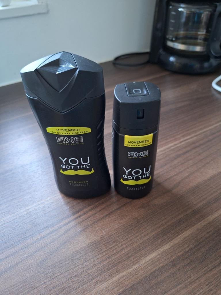 Axe Movember Limited Edition Douchegel & Deodorant Set, Ophalen of Verzenden, Nieuw, Bad & Douche