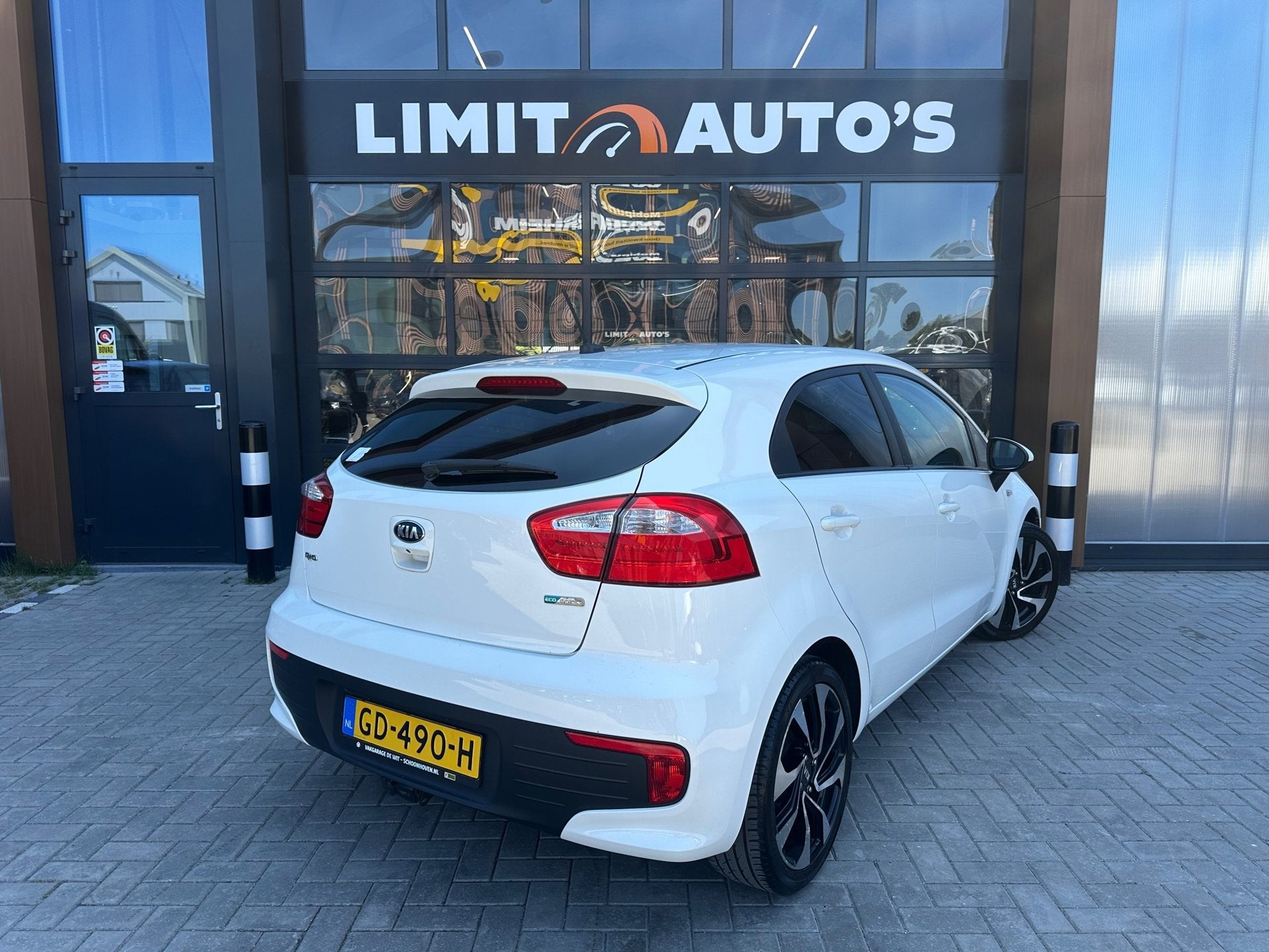 Kia Rio 1.2 CVVT DynamicLine Airco/Camera/NaviCruise/Nw.kopp, 1027 kg, Euro 6, 4 cilinders, Wit