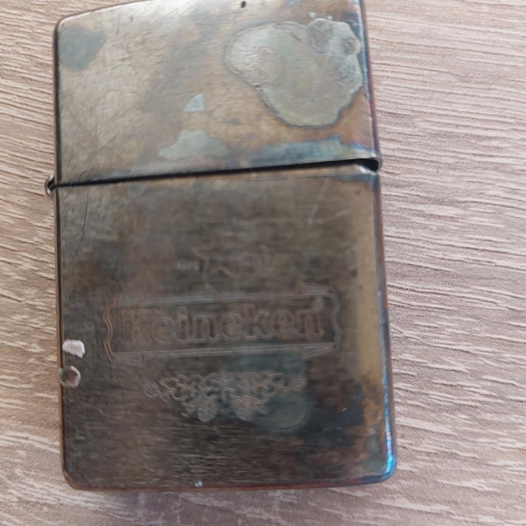 Vintage Zippo aansteker Heineken gravure. Vintage, Verzamelen, Rookartikelen, Aanstekers en Luciferdoosjes, Ophalen of Verzenden