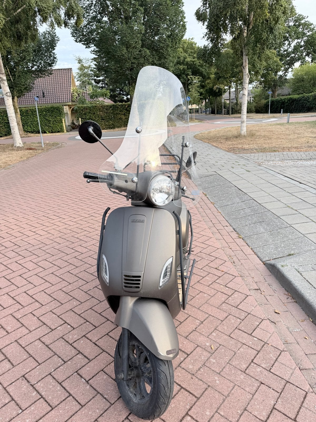 Momo Morino 50 scooter te koop - Goed onderhouden, Ophalen, Gebruikt, Benzine, Overige merken
