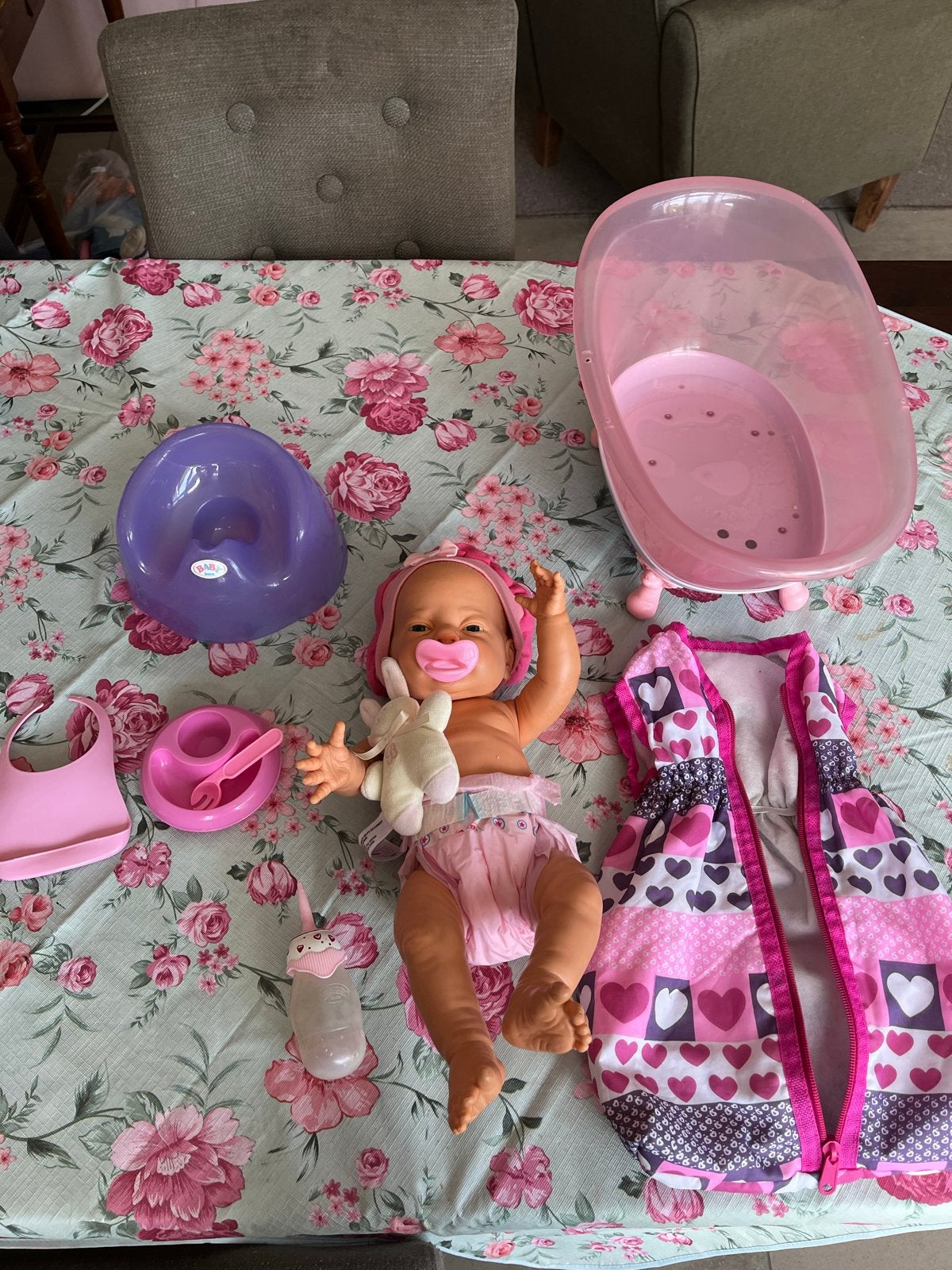 Reborn baby meisje met accessoires, Ophalen of Verzenden, Zo goed als nieuw, Babypop