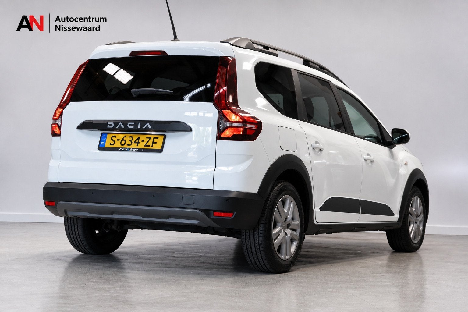 Dacia Jogger 1.0 TCe 100 ECO-G Expression 7p. |LPG-G3|Carpla, Voorwielaandrijving, 1227 kg, Stof, Gebruikt