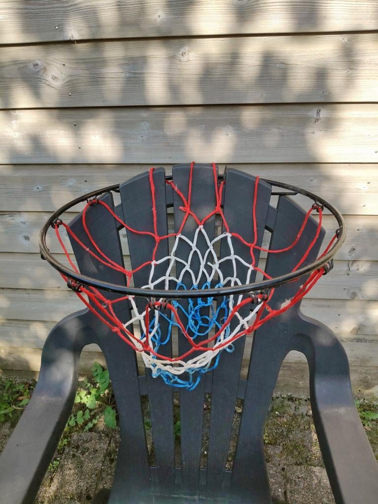 Basketbalring met net - Klaar voor actie!, Sport en Fitness, Basketbal, Ophalen of Verzenden, Gebruikt, Ring, Bord of Paal