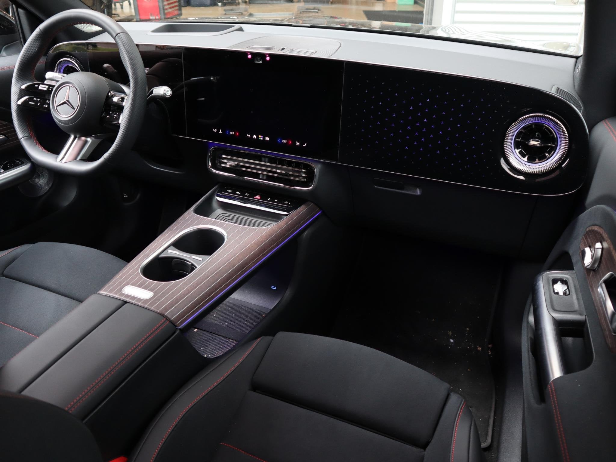 Mercedes-Benz GLB 250+ Business Solution AMG 85.5 kWh l Trek, Achterwielaandrijving, Zwart, 607 km, Origineel Nederlands