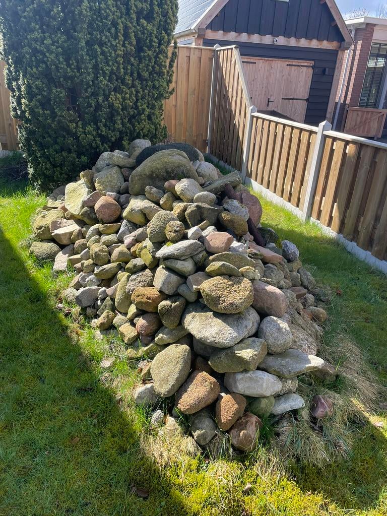 Grote hoeveelheid Drentse keien, Tuin en Terras, Ophalen, Zo goed als nieuw