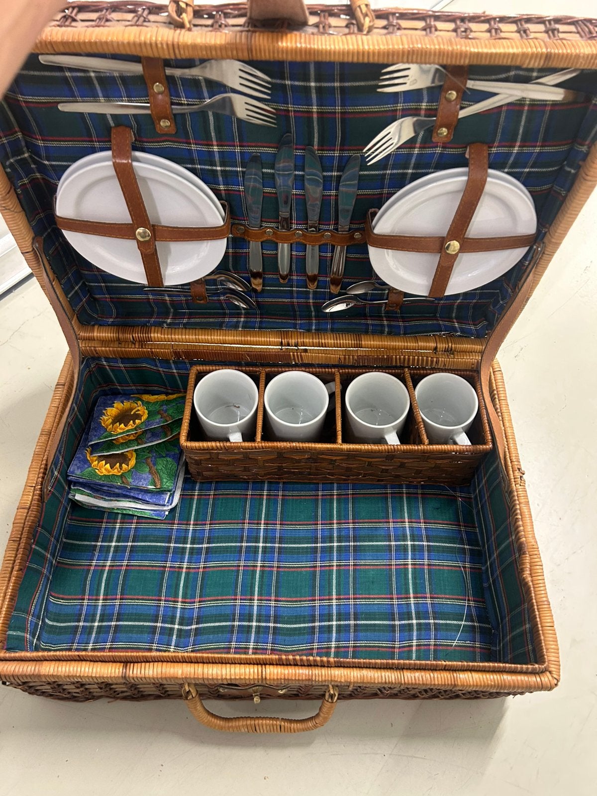 Leuke picknickmand, Ophalen of Verzenden, Zo goed als nieuw