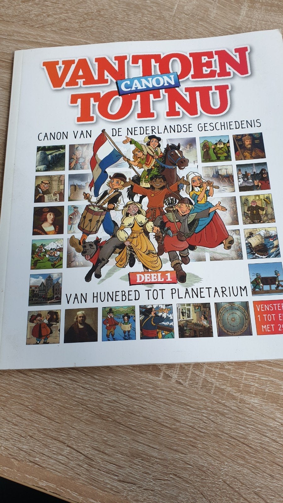 1 Van hunebed tot planetarium, Boeken, Eén stripboek, Ophalen of Verzenden, Zo goed als nieuw