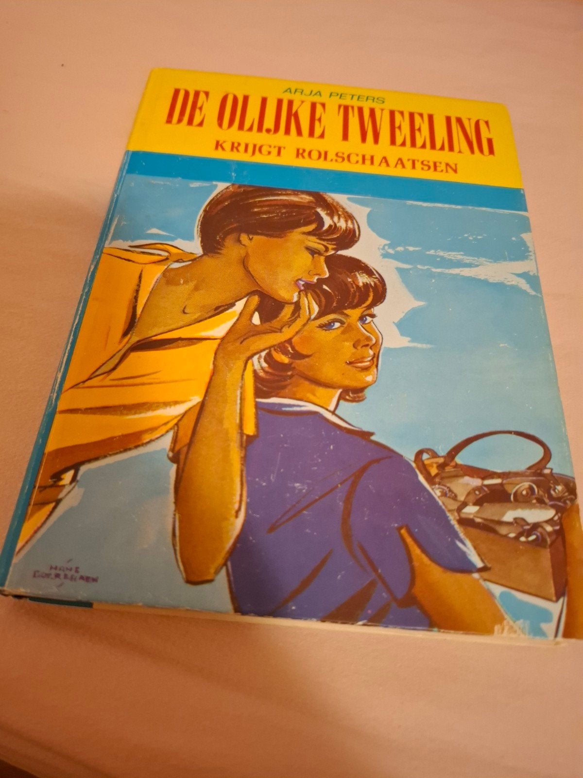 De Olijke Tweeling Krijgt Rolschaatsen - Arja Peters, Ophalen of Verzenden, Gelezen, Arja Peters, Fictie algemeen