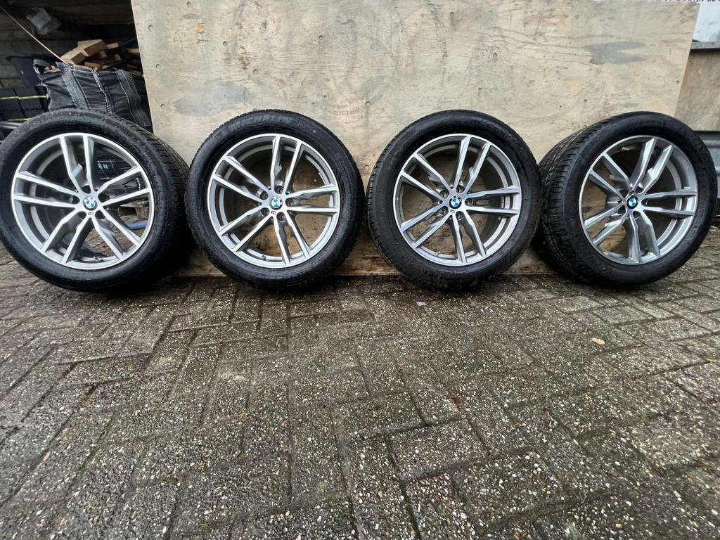 BMW 19 inch nieuwe set velgen met banden 245/50/19R19m serie, ., Banden en Velgen, ., All Season