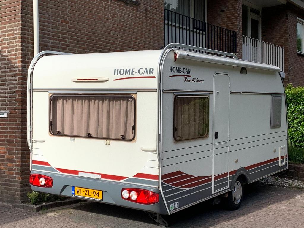 Home-car Racer 45 Sunset - met mover, luifel en frans bed, Caravans en Kamperen, Caravans, Home-car, Standaardzit, Omvormbare zithoek